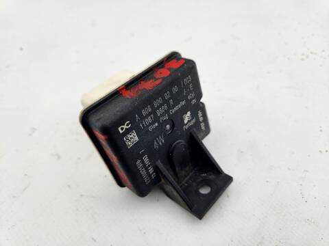 Foto 3ª: Centralita Motor ECU Renault Clio EQUILIBRE 100CV 74KW [K9K876] (2023)