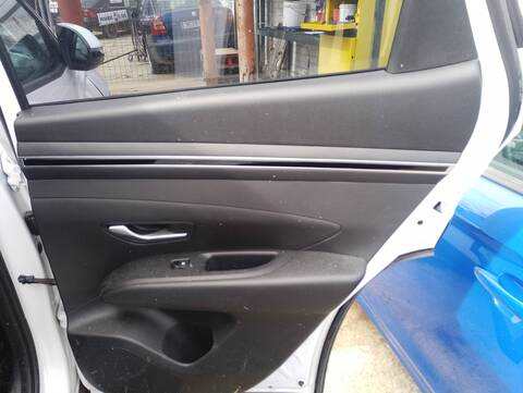 Foto 3ª: Tapizados Cartoneras Hyundai Tucson KLASS 2WD 150CV 110KW [G4FP] (2023)