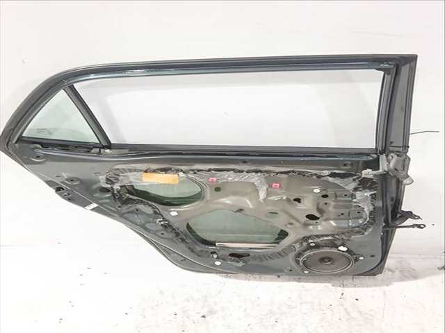 Foto 3ª: Puerta Trasera Izquierda Toyota Auris 1.6 ZRE151_) 124CV 91KW [1ZR-FE] (2007)