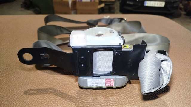 Foto 4ª: Pretensor Airbag Izquierdo Nissan Patrol 3.0 TD GU3 5P [ZD30] (2003)
