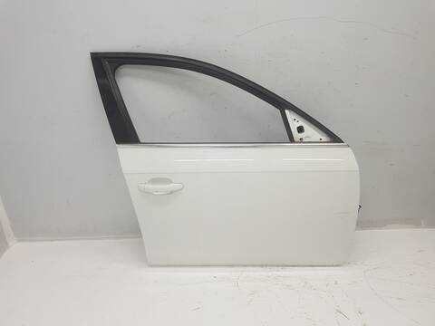 Puerta Delantera Derecha Audi A4 BASICO