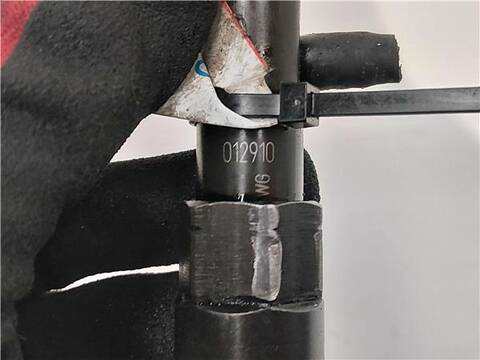 Foto 3ª: Inyectores Ford Transit 2.0 DI FAE_ FAF_ FAG_) 86CV 63KW FURGON [F3FA] (2006)