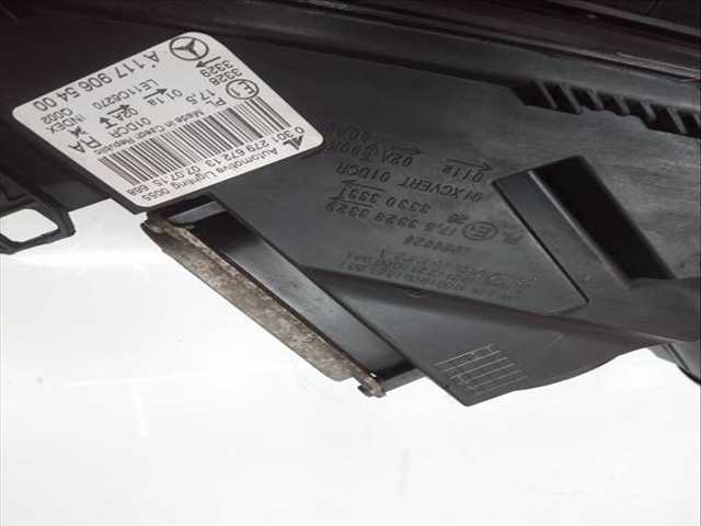 Faro Derecho Mercedes Clase CLA 220 2.1 CDI OM651.930 X117)