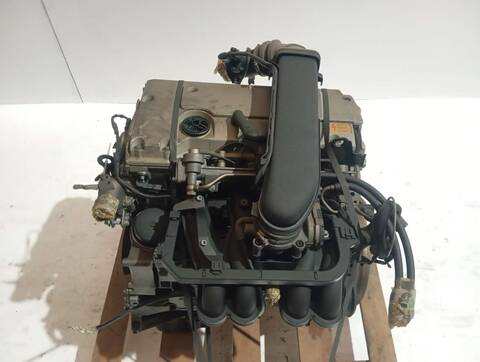 Foto 3ª: Motor Completo Mercedes Clase C 160 1.8 16V CAT BERLINA 122CV 90KW [M 111.921] (1999)