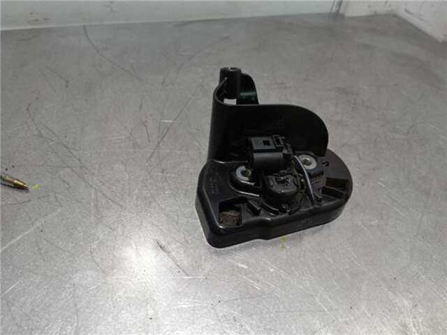 Cerradura Puerta Trasera Izquierda Volkswagen Caddy 2.0 MAXI COMFORTLINE BMT [2.0 LTR. - 75 KW TDI]