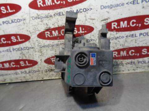 Foto 2ª: Faro Antiniebla Delantero Izquierdo Opel Zafira 200CV 147KW (2006)