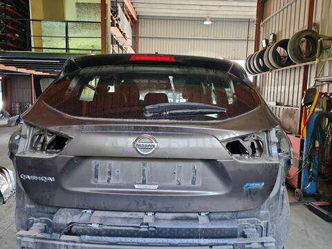 Portón Nissan Qashqai ACENTA 110CV 81KW