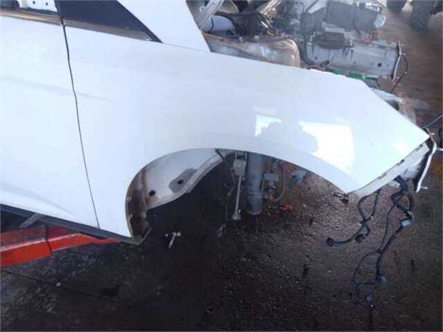 Aleta Delantera Derecha Ford Focus 1.0 EDITION [1.0 LTR. - 92 KW ECOBOOST CAT]