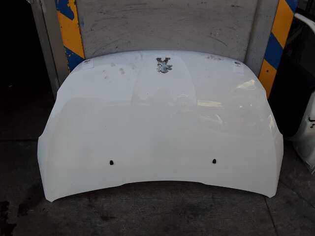 Foto 1ª: Capot Peugeot 208 1.2 12V82CV 0CV [HMZ] (2015)