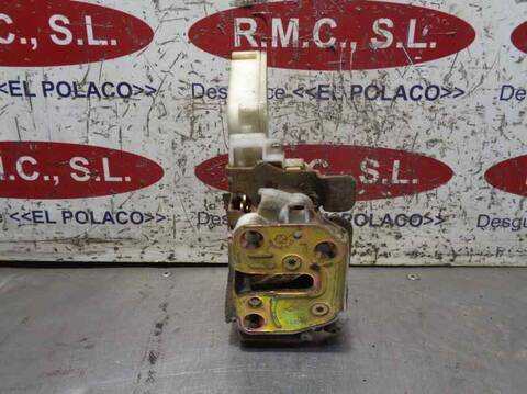 Foto 3ª: Cerradura Puerta Trasera Izquierda Nissan Navara 2.5 TD 16V CAT 133CV 98KW PICK-UP D22) [YD25] (2005)