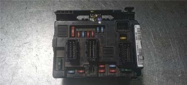 Foto 2ª: Caja Reles Fusibles Citroen Xsara 1.6 HDI [9HX (DV6ATED4)]
