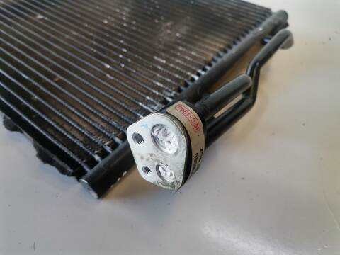 Foto 3ª: Radiador Calefaccion A.A. Volvo V40 FAMILIAR 1.6 CAT 109CV