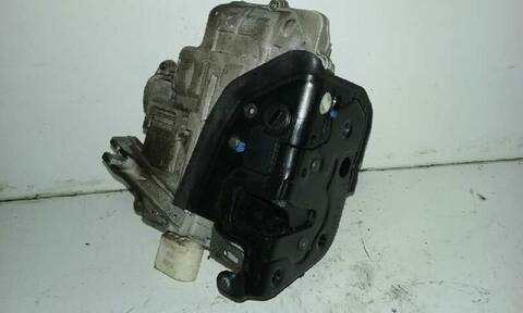 Cerradura Puerta Trasera Derecha Audi A4 2.0 TDI AVANT 140CV 103KW