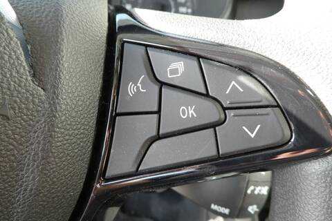 Foto 2ª: Volante Dacia Sandero H4D480 (2021)