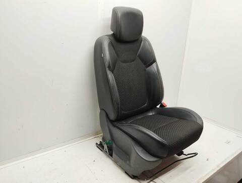 Foto 4ª: Asiento Delantero Derecho Renault Clio ZEN 118CV 87KW [H5F F4] (2017)
