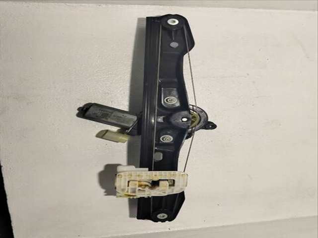 Foto 2ª: Elevalunas Manual Trasero Derecho Bmw Serie 3 315 2.0 TD 184CV [N47D20C] (2012)