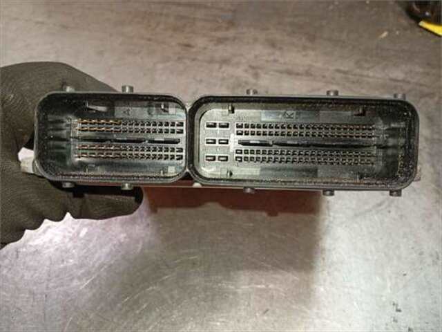 Foto 3ª: Centralita Motor ECU Volkswagen Touareg 3.0 TDI V6 MOTION [3.0 LTR. - 165 KW V6 TDI DPF]