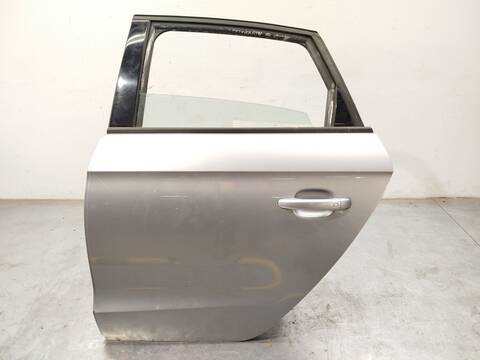 Foto 2ª: Puerta Trasera Izquierda Audi A1 1.6 TDI 115CV 85KW [CXMA] (2016)