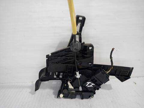 Foto 3ª: Cerradura Puerta Trasera Izquierda Ford Focus TREND 101CV [HWDA] (2004)