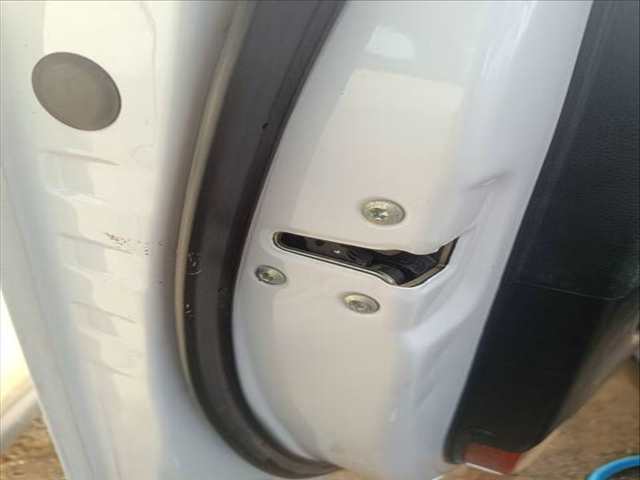 Cerradura Puerta Delantera Izquierda Hyundai ix35 STYLE 2WD 116CV 85KW