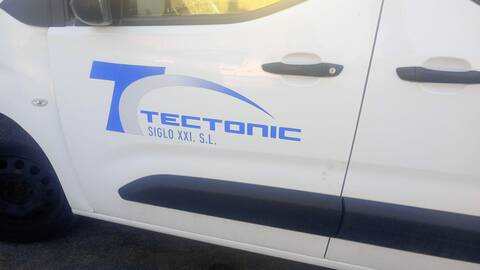Foto 2ª: Puerta Delantera Izquierda Citroen Berlingo 1.5 BLUEHDI 100 102CV 75KW [YHY (DV5RD),YHT (DV5RCF)] (2021)