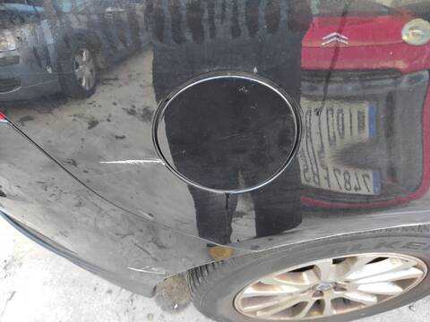 Foto 1ª: Tapa Exterior Combustible Volvo XC 60 D5244T4 (2008)