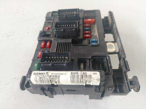 Foto 3ª: Caja Reles Fusibles Peugeot 206 E-MUSIC 1.4 HDI 68CV (1999)