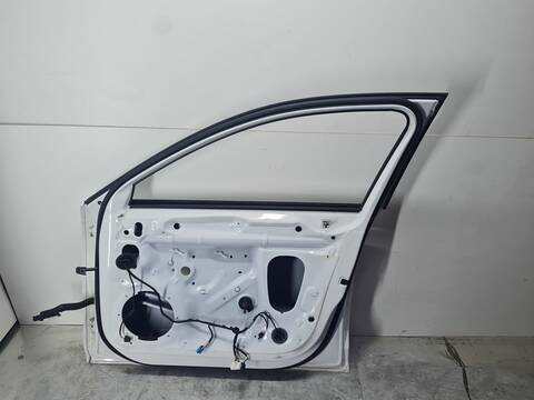 Foto 2ª: Puerta Delantera Derecha Audi A4 BASICO AVANT 150CV 110KW [DEUA] (2017)