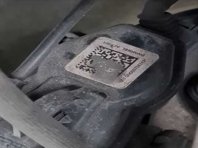 Foto 3ª: Pedal Embrague Audi A4 30 TDI ADVANCED AVANT 136CV 100KW [DTNB] (2020)