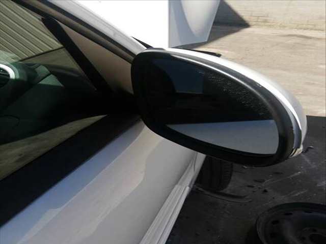 Retrovisor Derecho Volkswagen Tiguan BWK