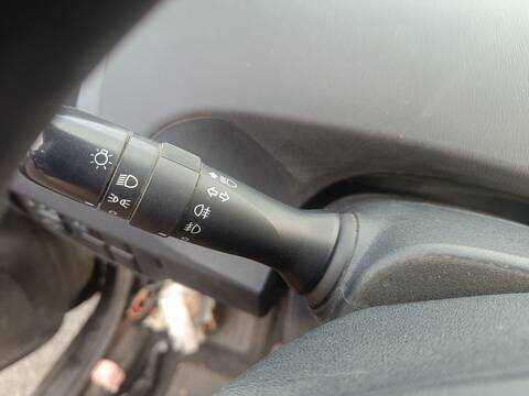 Foto 2ª: Mando Luces Toyota Prius PLUG-IN HYBRID ADVANCE 136CV 100KW (2012)