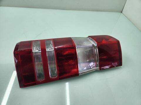 Piloto Trasero Derecho Mercedes Sprinter 310/313/316 CDI 906.631/633/635/637) 95CV 70KW CAJA CERRADA