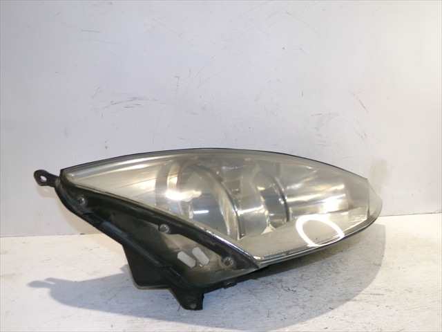 Foto 2ª: Faro Derecho Ford Focus 1.8 TDDI 1998-2004 SEDAN [C9DB] (2003)