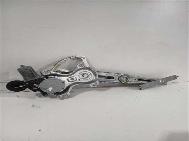 Foto 2ª: Elevalunas Eléctrico Delantero Derecho Toyota Yaris ACTIVE 112CV [2NRFKE] (2017)