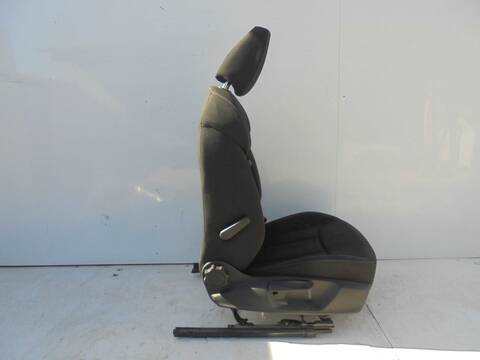 Foto 3ª: Asiento Delantero Derecho Skoda Kamiq ACTIVE 115CV 85KW [DGTA] (2020)