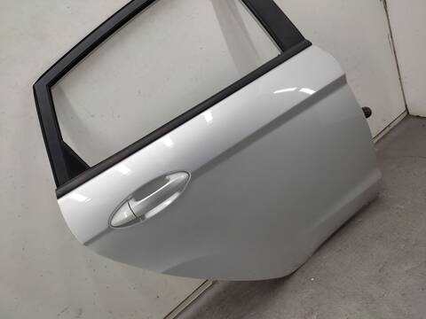 Foto 3ª: Puerta Trasera Derecha Ford Fiesta 1.25 82CV 60KW [SNJD] (2016)