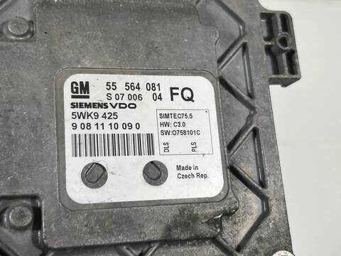 Foto 1ª: Centralita Motor ECU Opel Astra 1.8 140 CV 103KW [Z18XER] (2012)