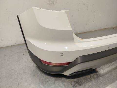 Foto 3ª: Paragolpes Trasero Seat Arona 1.0 TSI 95CV 70KW [DLA] (2022)
