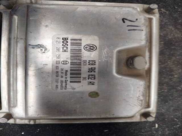 Foto 3ª: Centralita Motor ECU Volkswagen Polo BERLINA (1999)