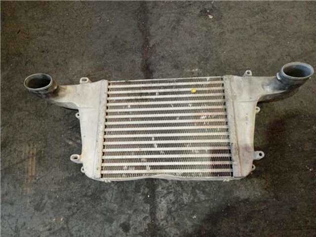 Intercooler Nissan Cabstar 110.35