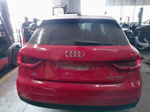 Portón Audi A1 30 TFSI