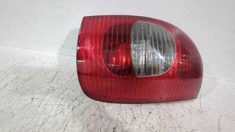 Foto 2ª: Piloto Trasero Derecho Citroen Xsara 1.6 HDI 90CV [9HX (DV6ATED4)] (1999)