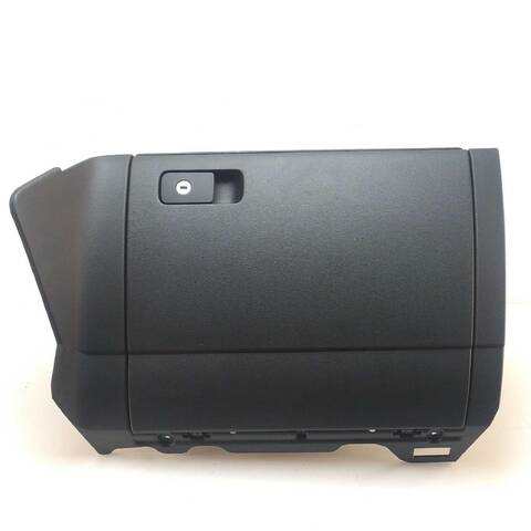 Guantera Volkswagen Golf 1.6 TDI