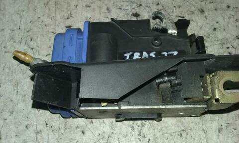 Foto 3ª: Cerradura Puerta Trasera Izquierda Audi A4 1.9 TDI BERLINA 116CV 85KW [AJM] (2000)