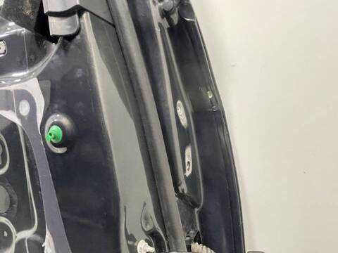 Foto 3ª: Puerta Trasera Izquierda Opel Zafira A20DT (2015)