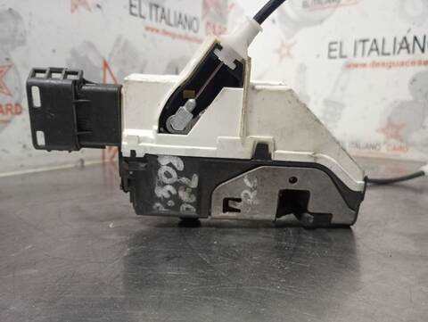 Foto 2ª: Cerradura Puerta Delantera Derecha Peugeot 308 114CV 84KW (2007)