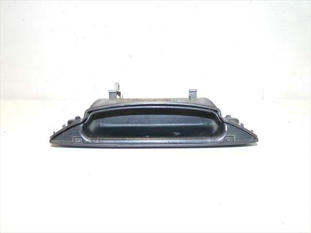 Foto 3ª: Maneta Exterior Trasera Izquierda Audi A6 2.5 TDI 1997-2004 [AKE] (2003)