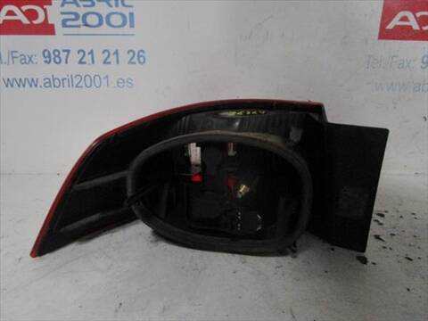 Foto 2ª: Piloto Trasero Derecho Renault Laguna 1.9 DCI BG0G) 120CV 88KW [D/ F9Q C7] (2003)
