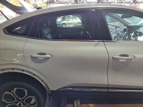 Puerta Trasera Derecha Renault Arkana TECHNO 140CV 103KW