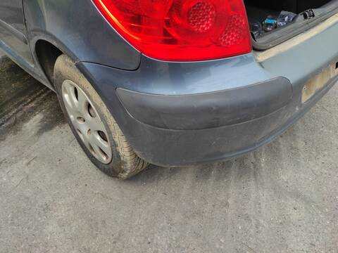Foto 2ª: Paragolpes Trasero Peugeot 307 NFU BERLINA (2006)